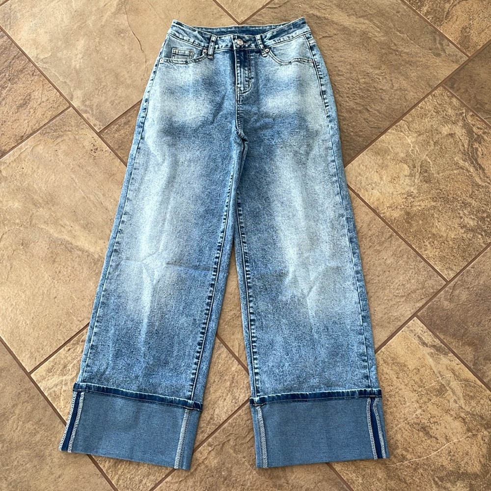 Myosotis High Rise Cuffed Jeans - Picture 15 of 16